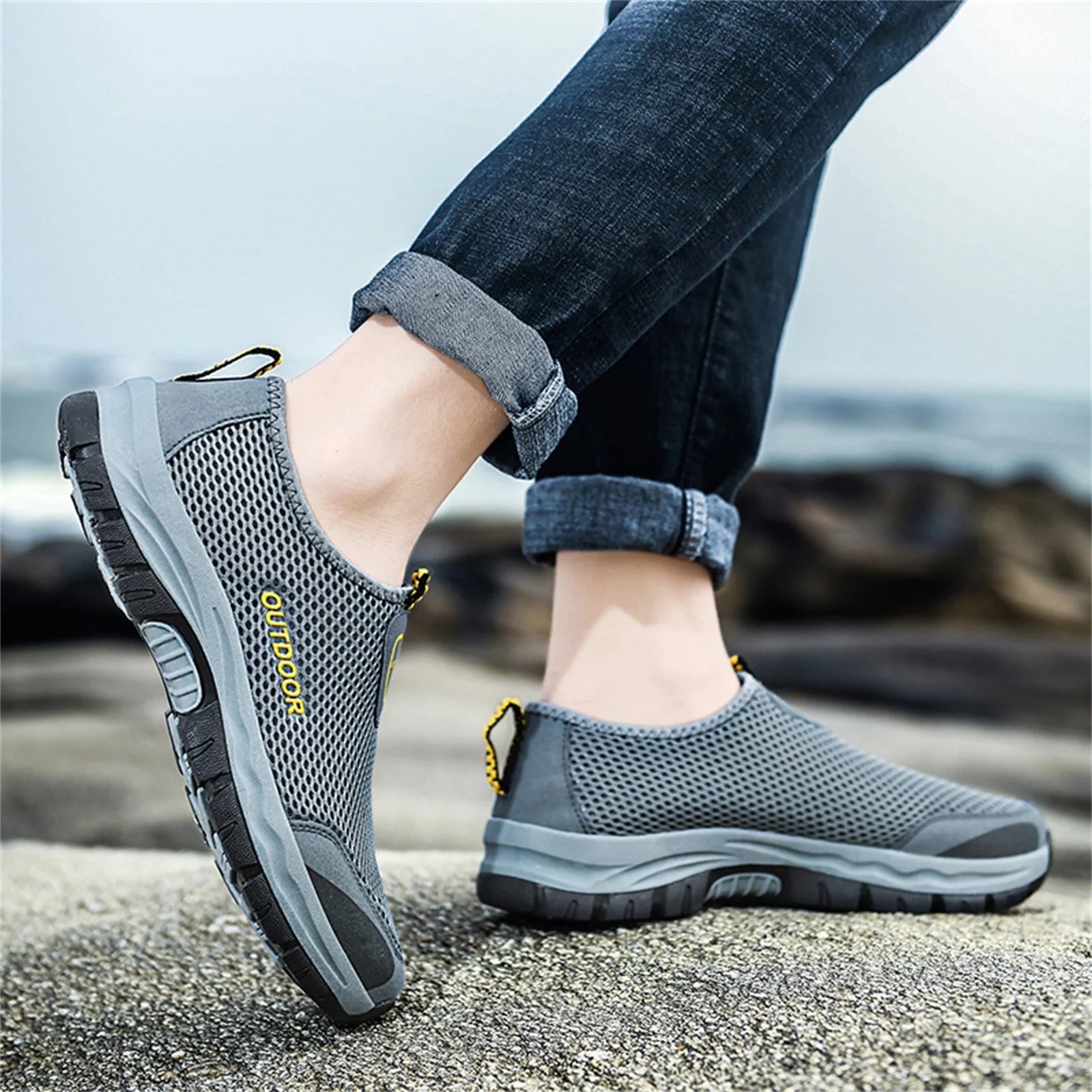 Walking Shoes for Men Mens Womens Barefoot Minimalist Water Trail Running Shoes Cross Training Hiking Wide-Toe Grip Arch Support Shoes Grey 8.5